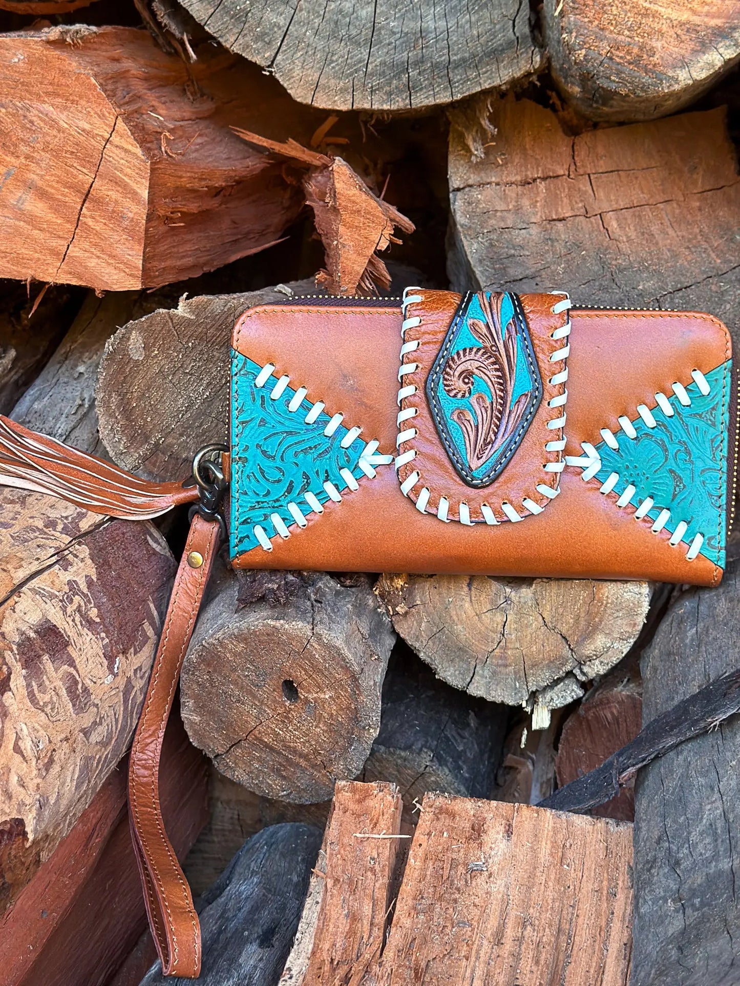 Rustic Leather Clutch Aus Wild Clothing Co