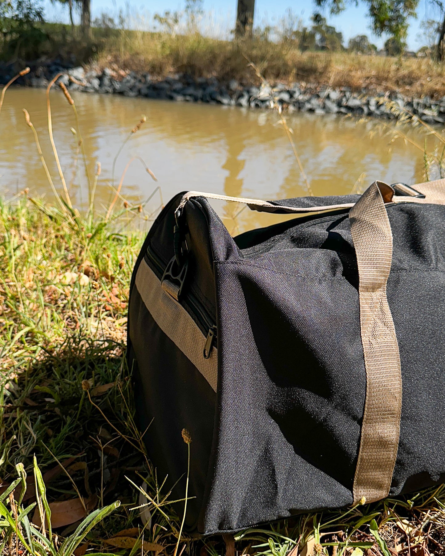 Rosebud Duffle Bag - Black Aus Wild Clothing Co