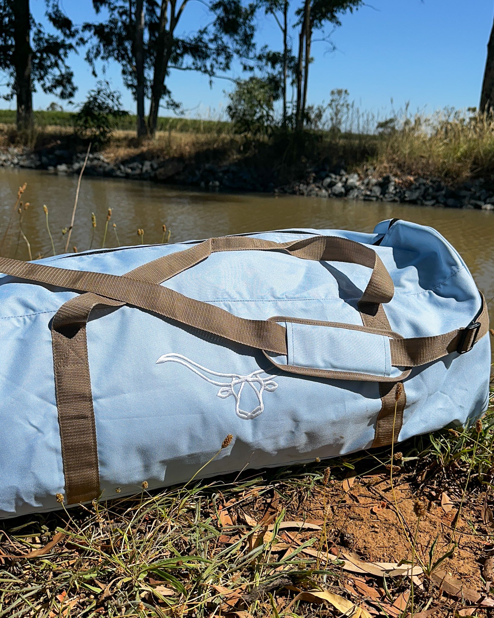 Rosebud Duffle Bag - Blue Aus Wild Clothing Co