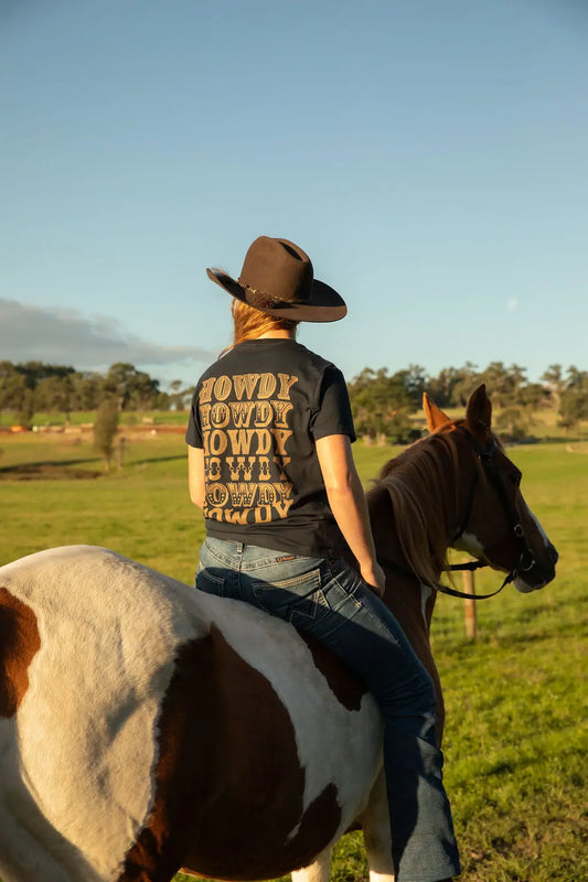 Howdy Fitted Tee Aus Wild Clothing Co