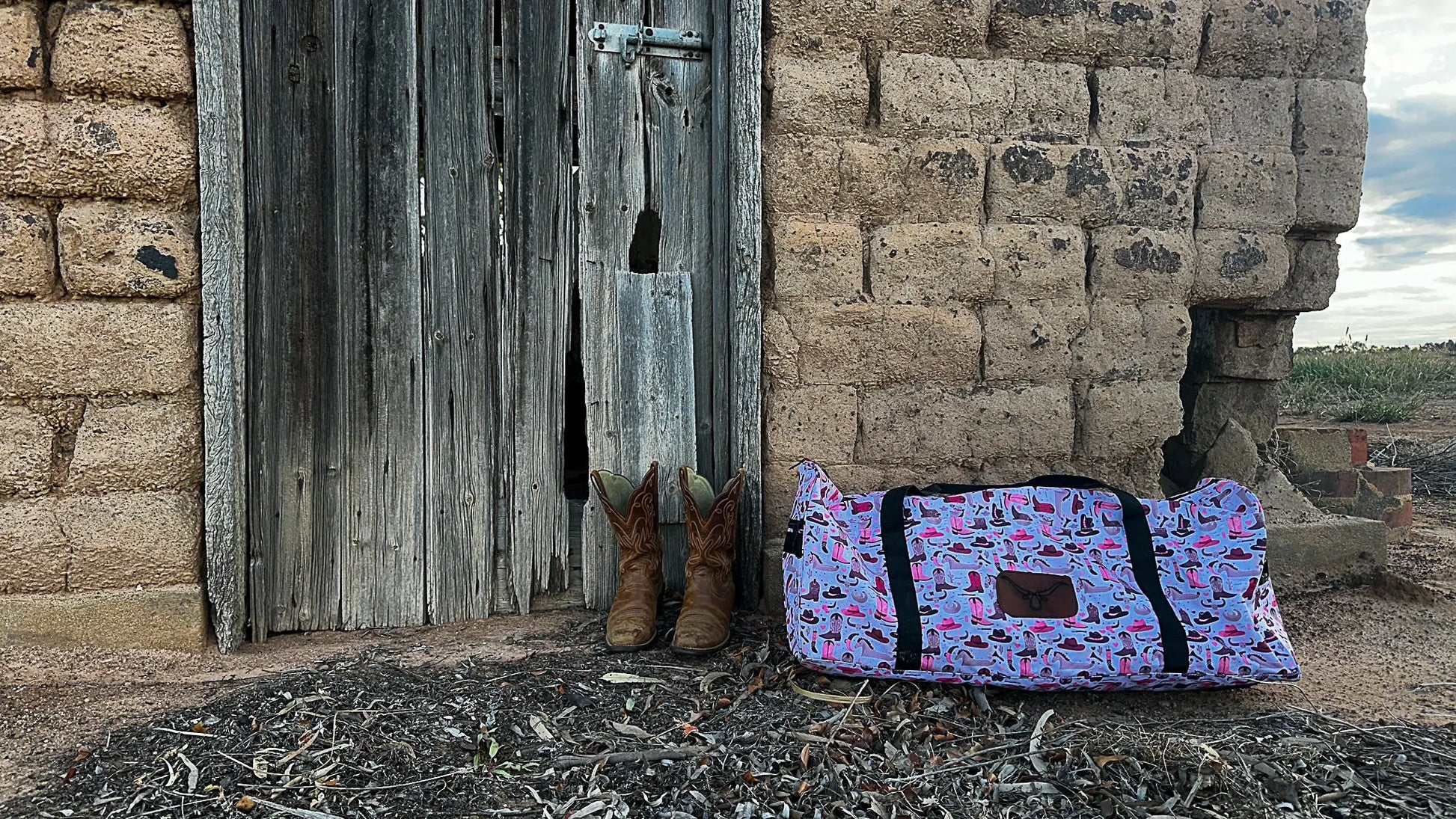 Rosebud Duffle Bag - Cowgirl Country Aus Wild Clothing Co