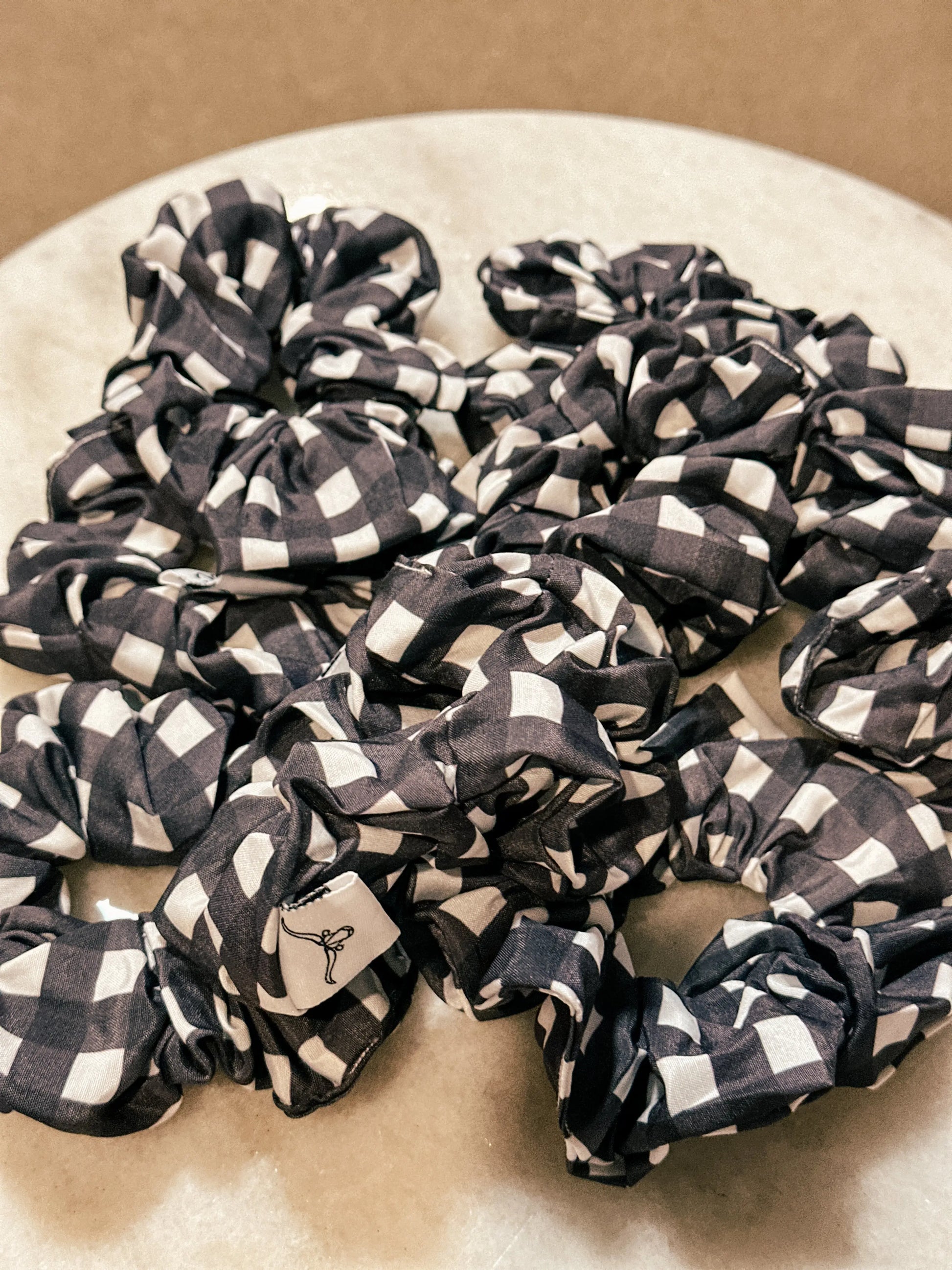 Scrunchie - Black Plaid Aus Wild Clothing Co