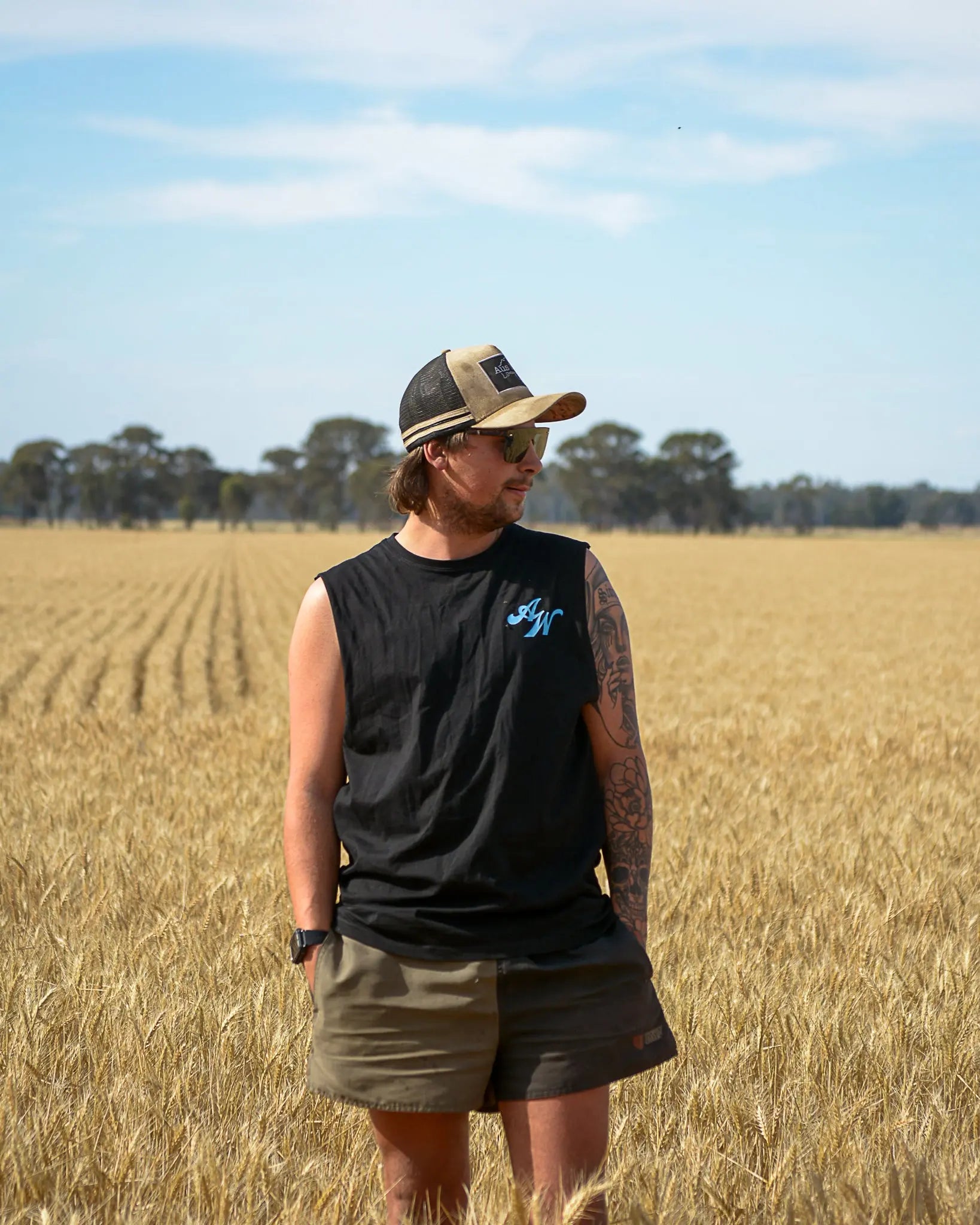 Tenterfield Tank - Black Aus Wild Clothing Co